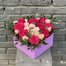 Цветочная композиция из Розы в коробке #REPLACE_PRED# Куйбышеве