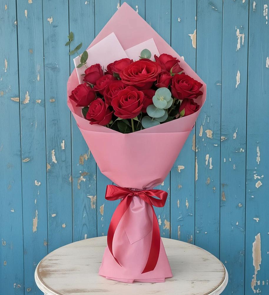 Букет цветов из: Розы в Куйбышеве