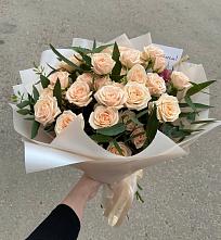 Букет Кремовые розы Латте в Куйбышеве