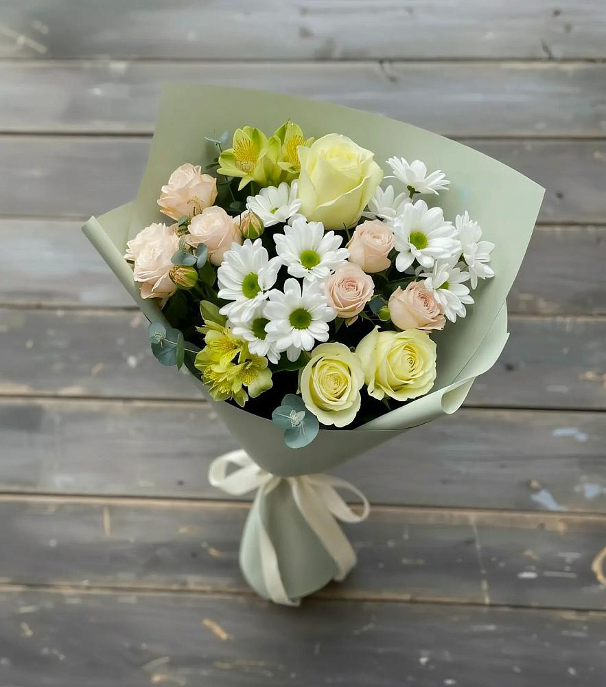 Букет цветов из: Альстромерии, Розы и Хризантемы в Куйбышеве