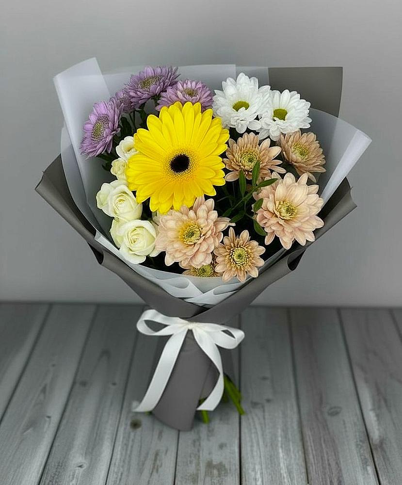Букет цветов из: Розы, Герберы и Хризантемы в Куйбышеве