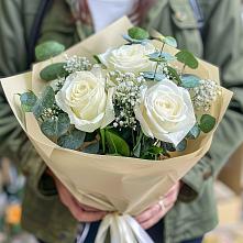 Букет цветов из:  Розы в Куйбышеве