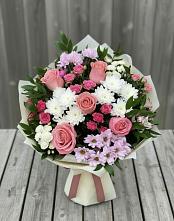 Букет цветов из:  Альстромерии, Гвоздики, Розы и Хризантемы в Куйбышеве