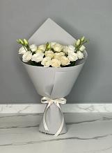 Букет цветов из:  Розы и Лизиантусы #REPLACE_PRED# Куйбышеве